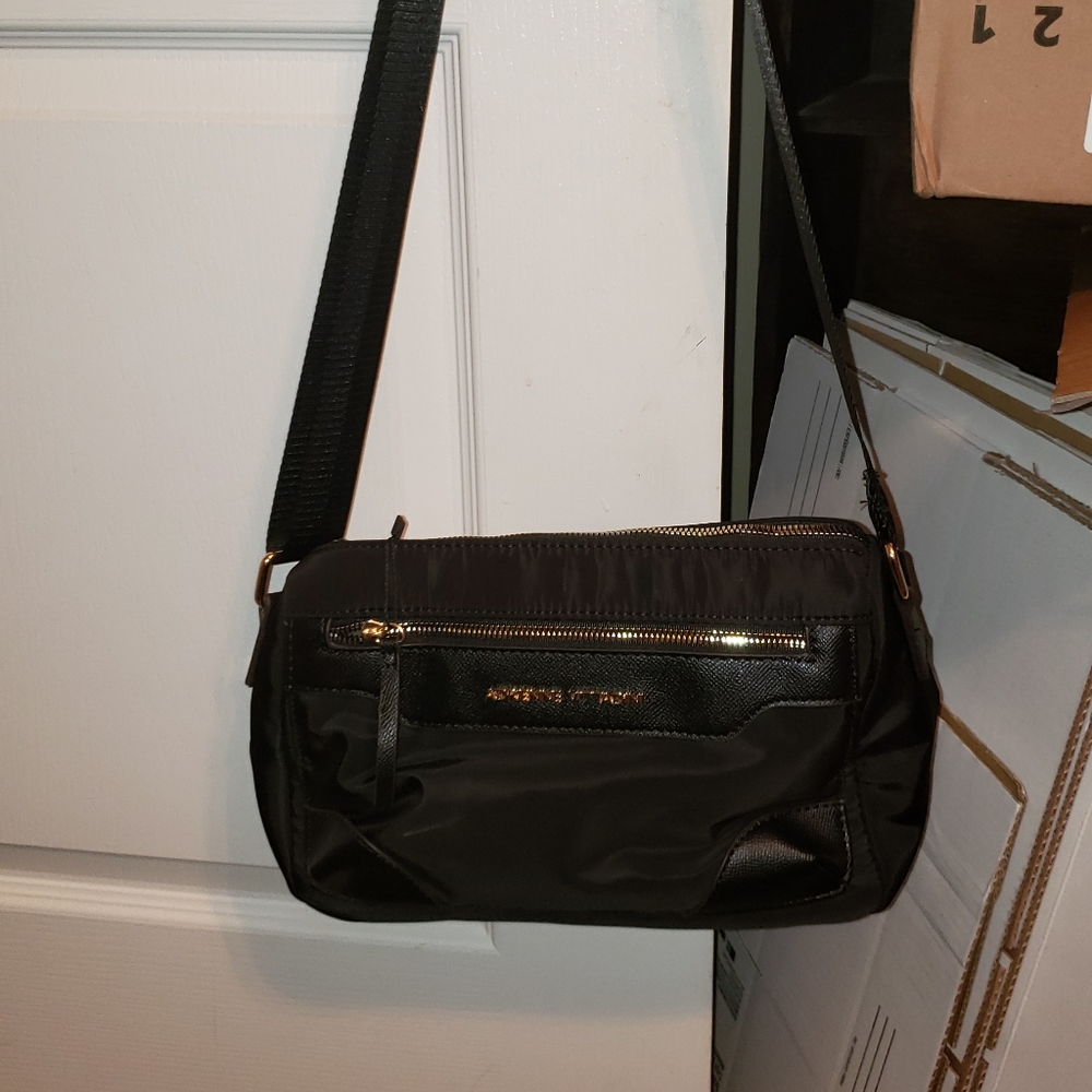 Adrienne Vittadini crossbody
